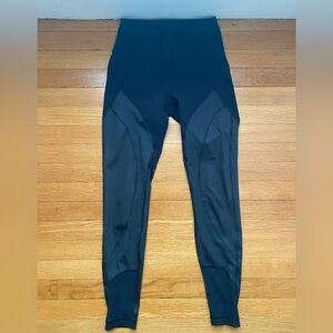 Lululemon black legging